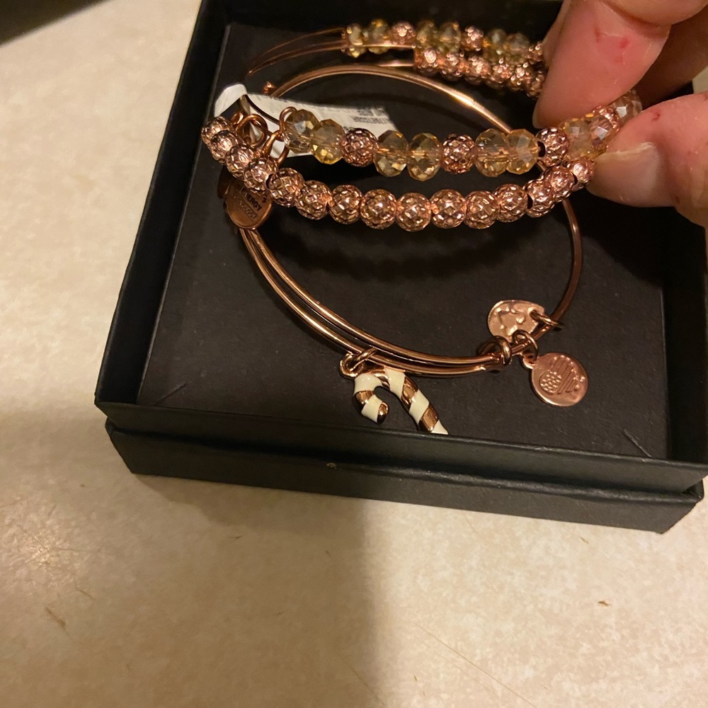 A&A Candy Cane 3-Piece Bracelet Set